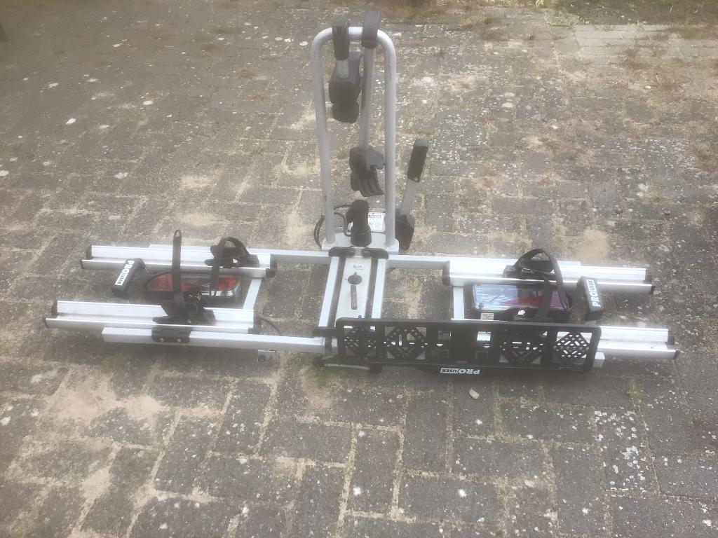 Fietsdrager voor 2 elektrische fietsen, Ophalen, Zo goed als nieuw, 2 fietsen, Trekhaakdrager