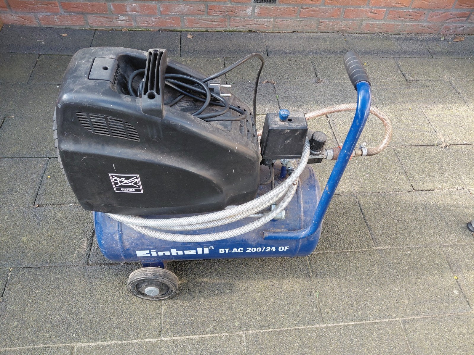 Einhell BT-AC 200/24 OF Compressor met accessoires, Ophalen