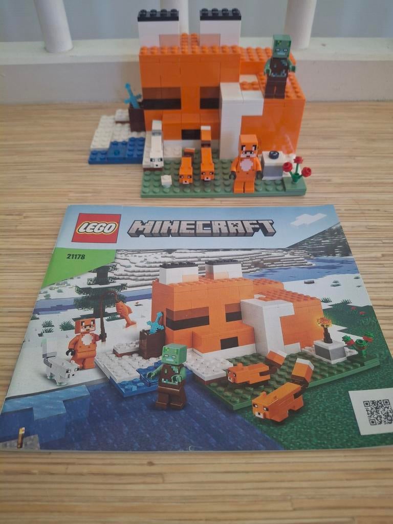 Lego Minecraft 21178 Fox Lodge met boekje, Minecraft, Lego, Ophalen of Verzenden, Zo goed als nieuw