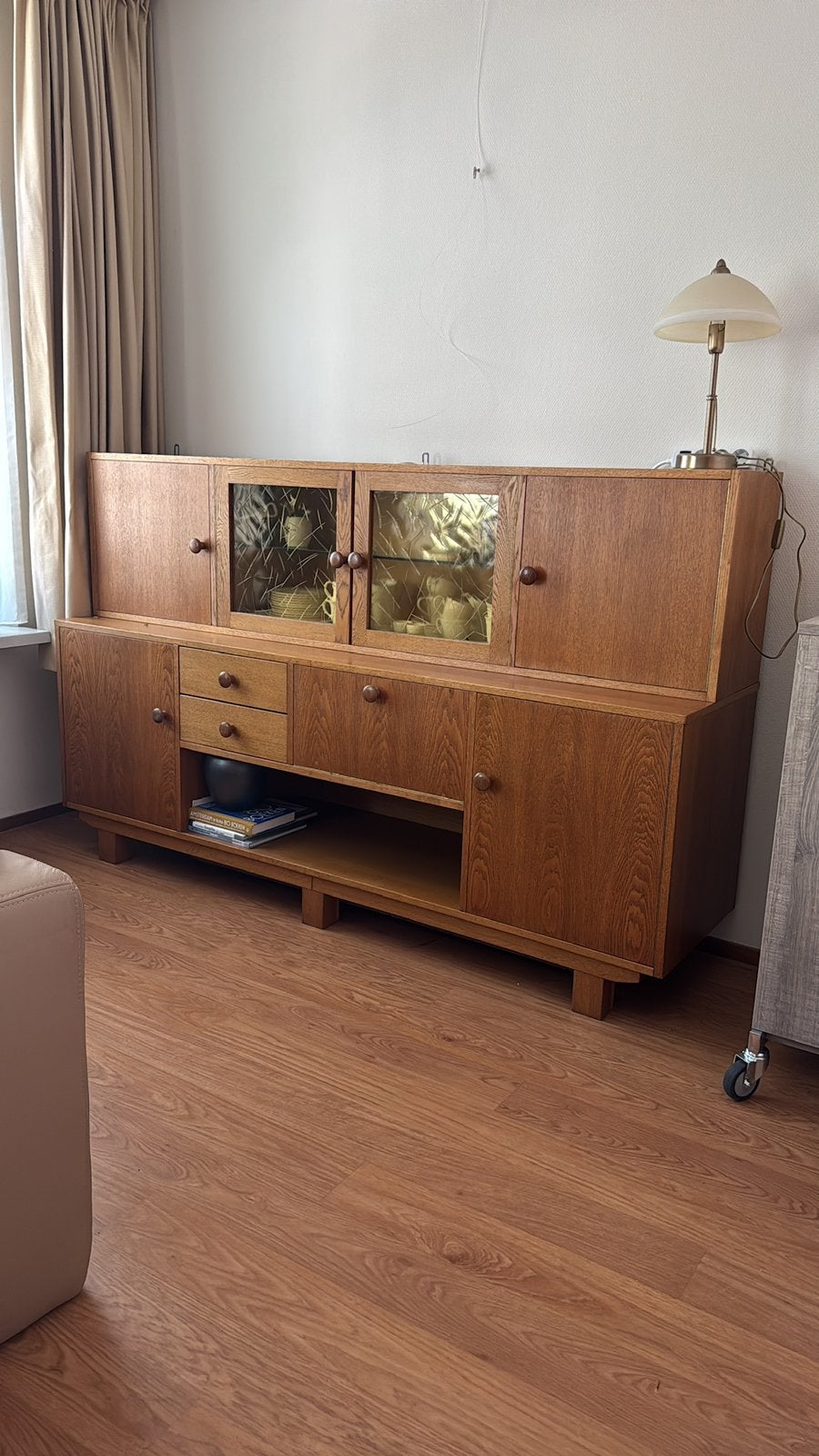Eikenhouten kast, scandinavisch (zwevend deel + staand deel), Huis en Inrichting, Kasten | Dressoirs, Ophalen, Zo goed als nieuw