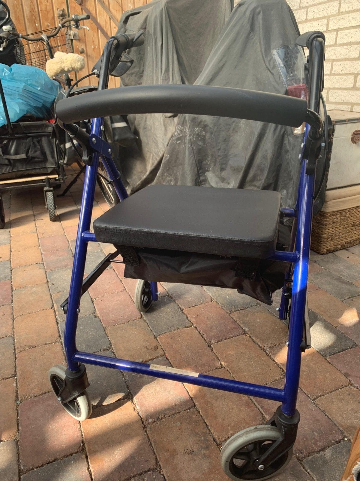 Rollator in zeer goede staat, Diversen, Ophalen, Zo goed als nieuw