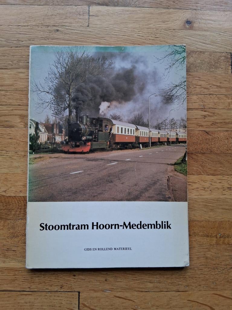 Stoomtram Hoorn - Medemblik geschiedenis fotoboek verhalen, Ophalen of Verzenden, Gelezen