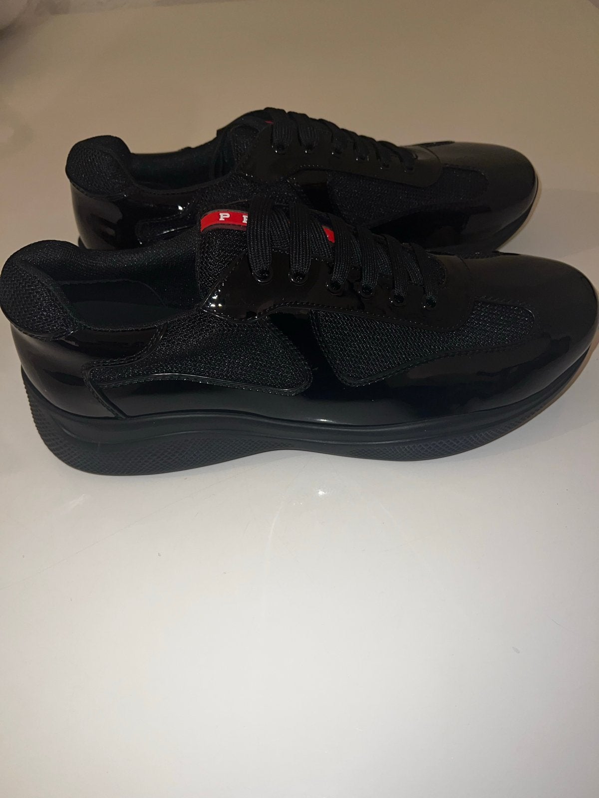 Prada sneakers zwart lakleer - Maat 47, Zwart, Ophalen of Verzenden, Sneakers of Gympen, Zo goed als nieuw