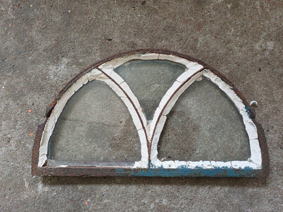 Decoratief gietijzeren raamornament - Halve maan, Ophalen
