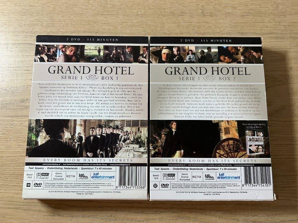 DVD Grand Hotel Seizoen 1 Deel 1 & 2 Compleet, Cd's en Dvd's, Dvd's | Tv en Series, Alle leeftijden, Ophalen of Verzenden, Zo goed als nieuw