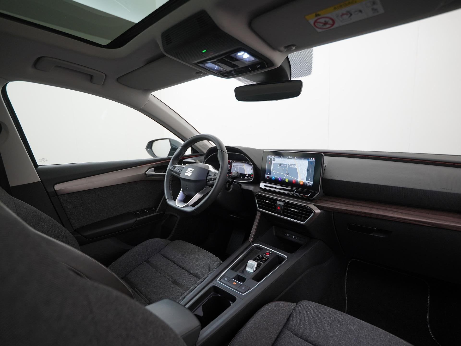 SEAT Leon 1.0 eTSI Xcellence DSG | Schuifdak | Stuurverwarmi, Auto's, Stof, Gebruikt, 3 cilinders, 999 cc