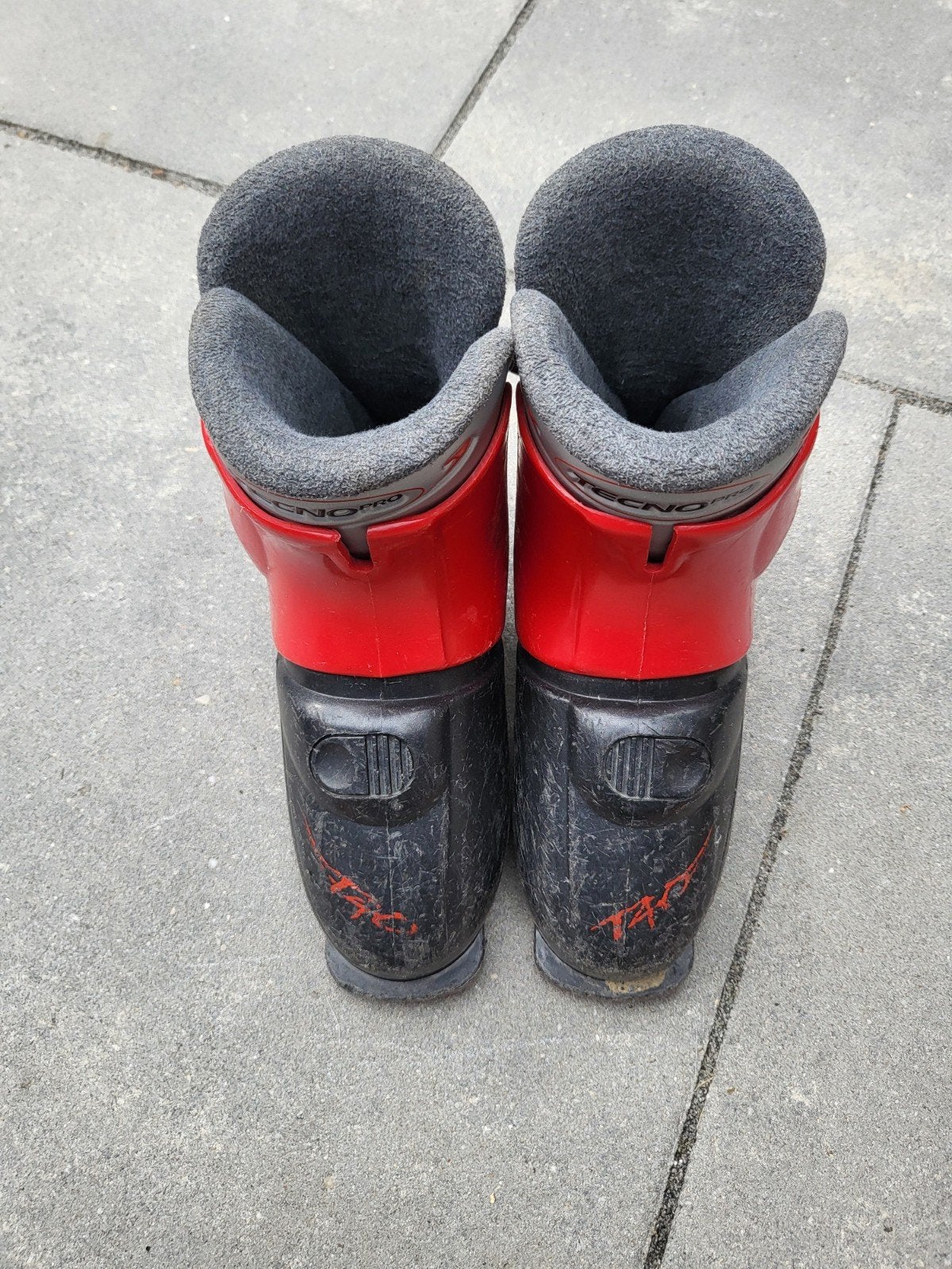 Tecno Pro skischoenen maat 38.5 zo goed als nieuw, Overige merken, Schoenen, Ophalen of Verzenden, Zo goed als nieuw