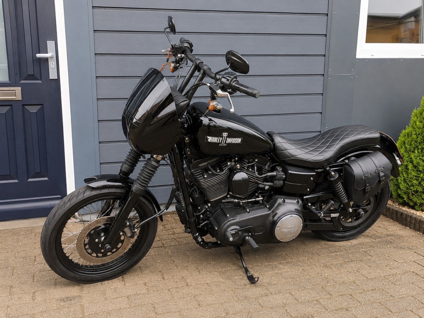 Harley Davidson Street Bob FXDBI, 2 cilinders, Chopper, Sportuitlaat, Handgeschakeld