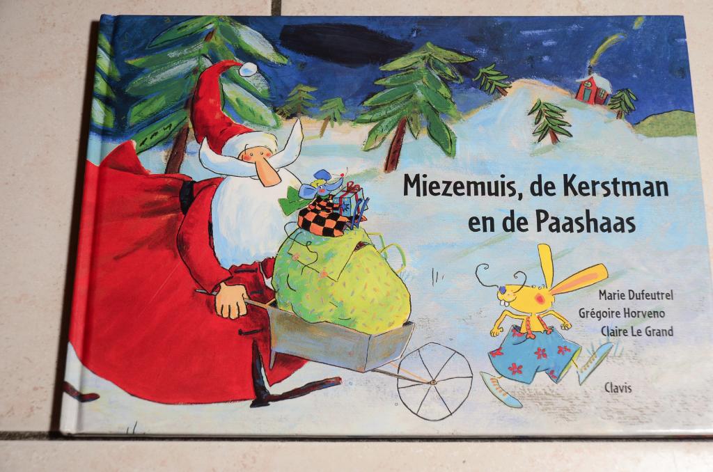 Miezemuis, de kerstman en de paashaas / Marie Dufeutrel, Boeken, Ophalen of Verzenden, Zo goed als nieuw, Fictie algemeen, Voorleesboek
