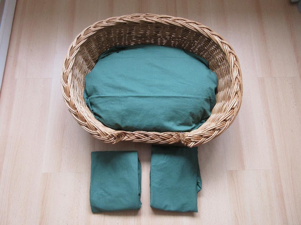 Rieten hondenmand met kussen en extra hoesjes, Ophalen, Nieuw, Riet