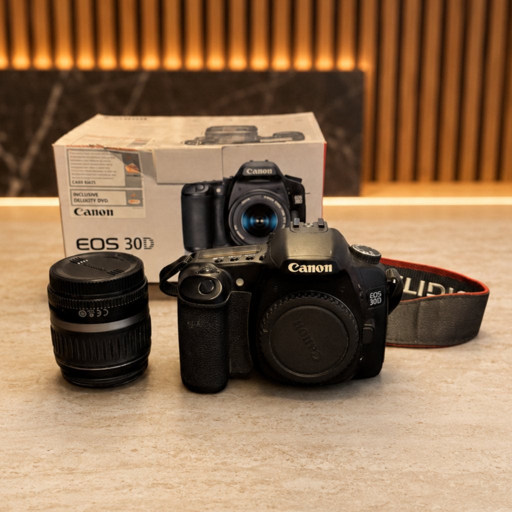 Canon EOS 30D Camera + EFS 18-55mm Lens, Canon, Zo goed als nieuw, Support@canon.com, 30-2, Shimomaruko 3-chome, Ohta-ku
Tokyo 146-8501
Japan