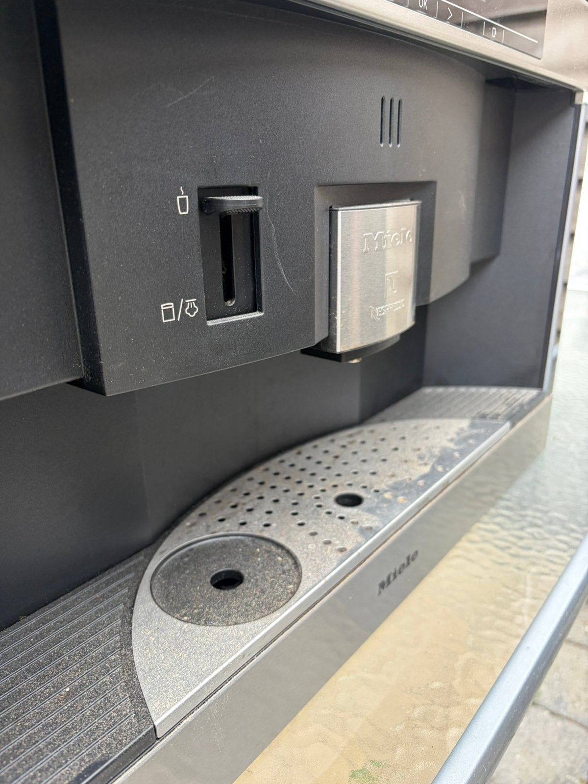 Inbouw koffiemachine, Ophalen, Zo goed als nieuw