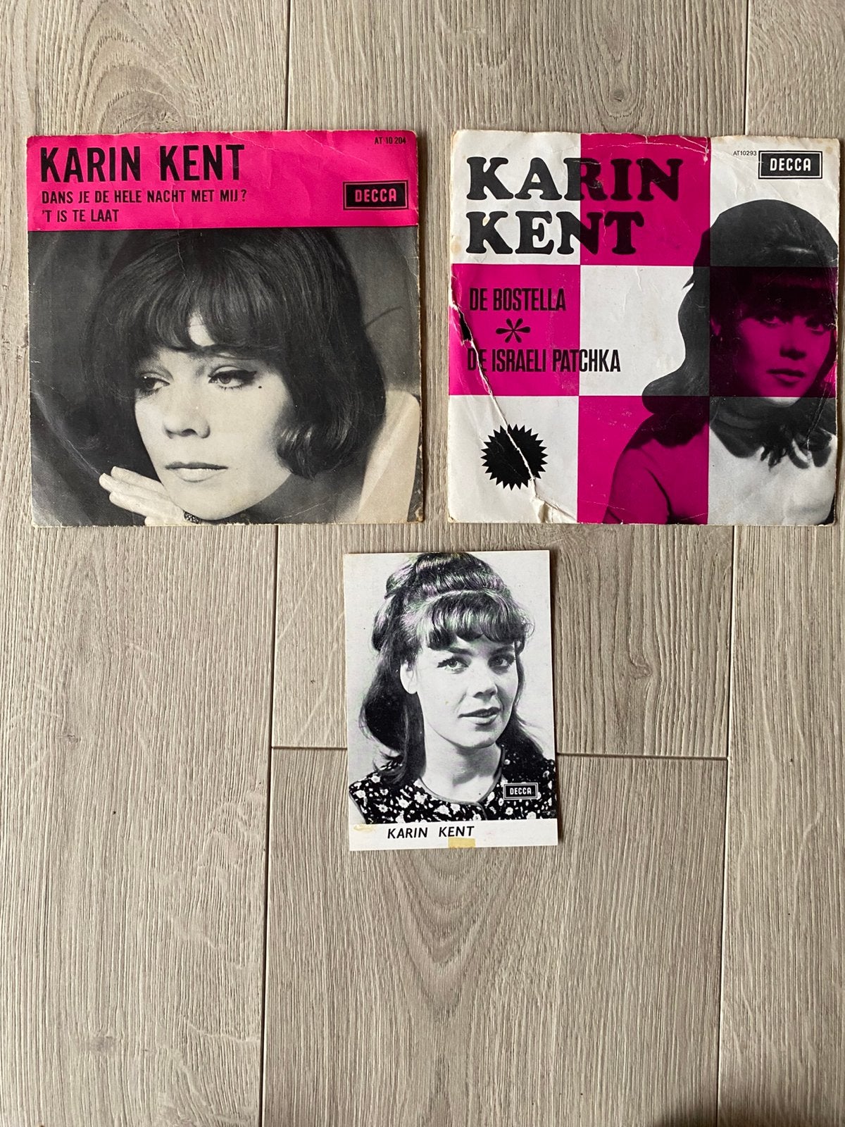 Karin Kent set 2 singles + promo kaart jaren 60., Ophalen of Verzenden, Gebruikt, Overige formaten, Levenslied of Smartlap