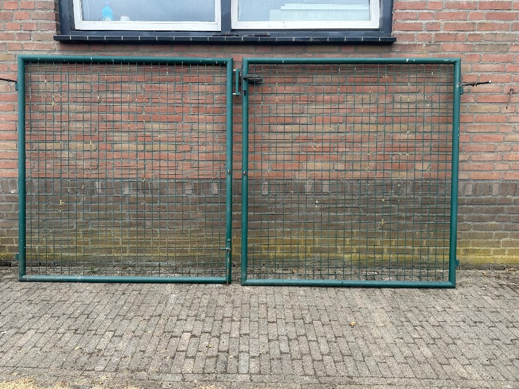 Dubbele poort, Ophalen, Gebruikt, IJzer, Gaashekwerk