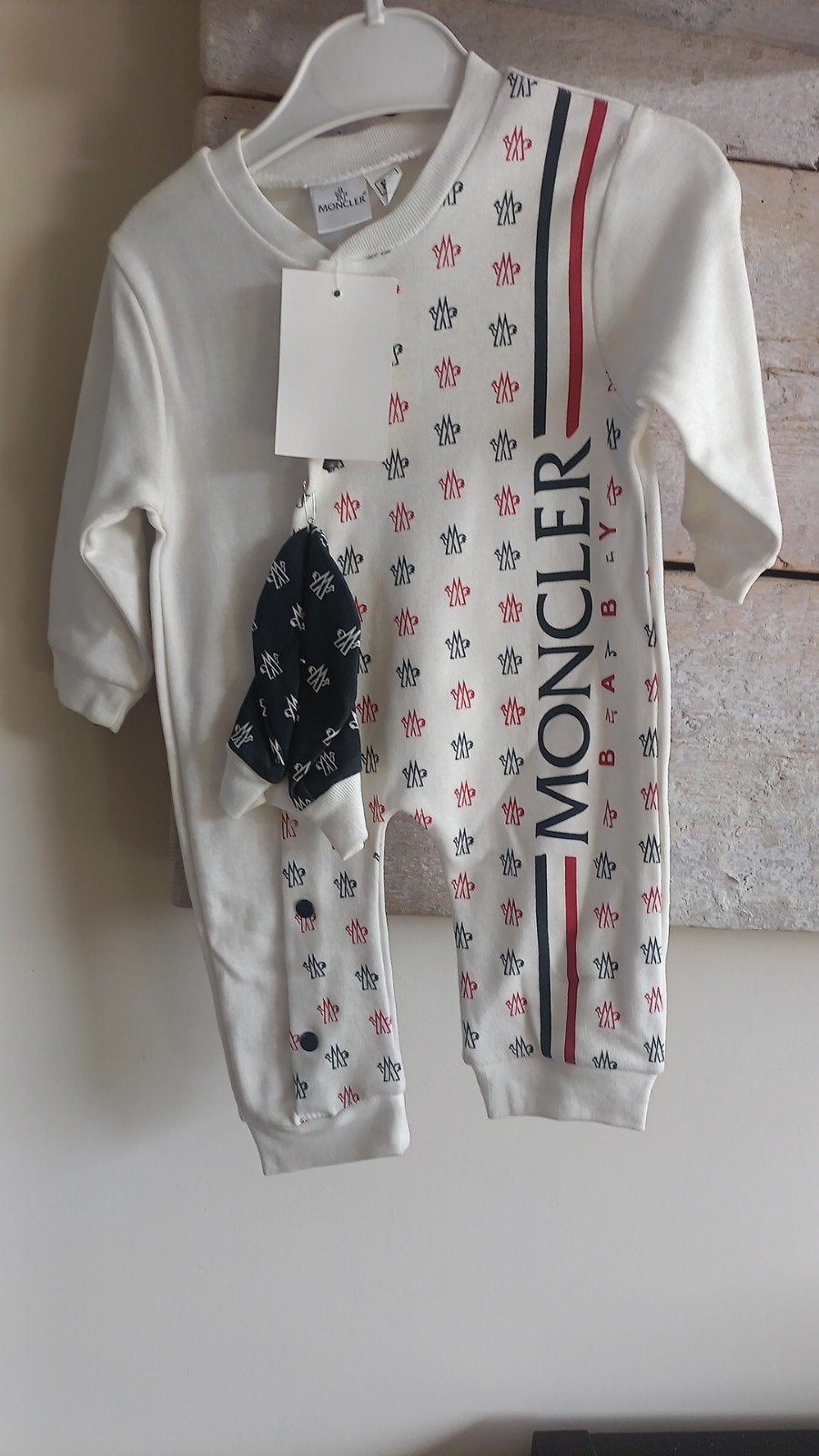 baby kinder kleding jumpsuit Moncler 2 delig boxpakje, Kinderen en Baby's, Ophalen of Verzenden