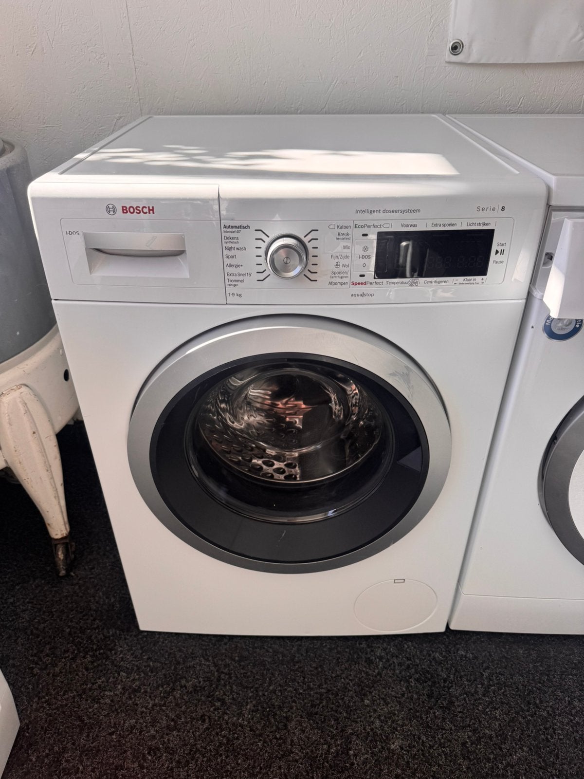BOSCH 1600 SERIE 8 I-DOS A+++ 9 KG met 2 jaar garantie, 1200 tot 1600 toeren, N, N, 8 tot 10 kg