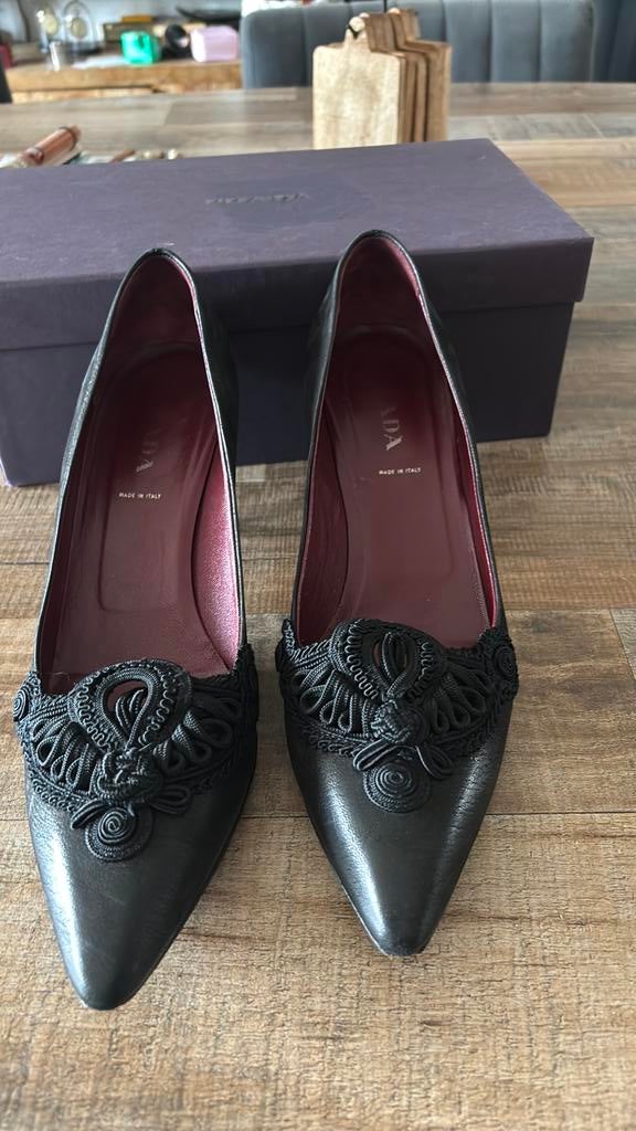 Prada dames schoenen maat 41.5, Ophalen of Verzenden, Gedragen, Zwart, Schoenen met lage hakken