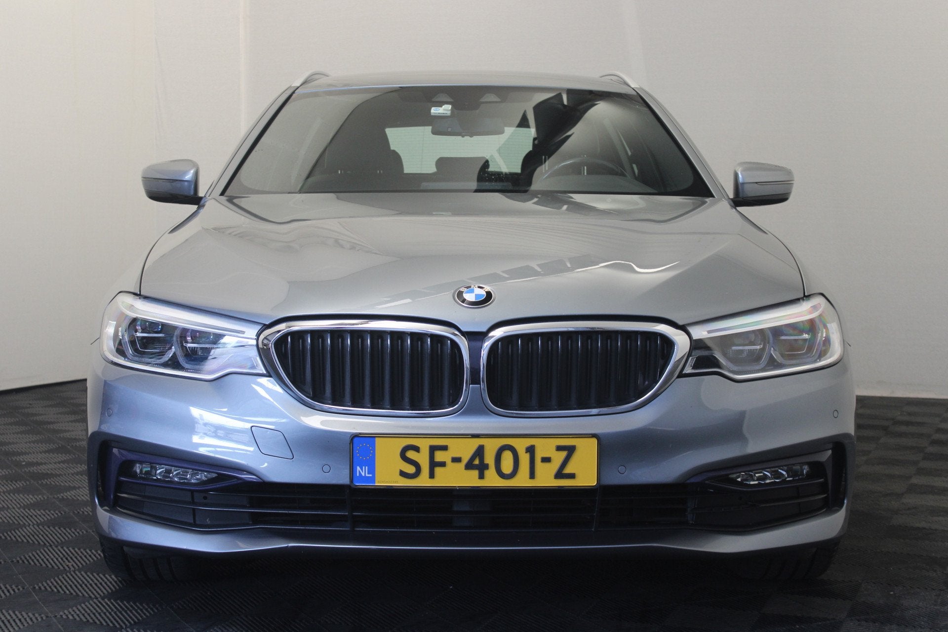 BMW 5 Serie Touring 520i Corporate Lease High Executive |Cam, Auto's, Automaat, 1998 cc, Achterwielaandrijving, Gebruikt