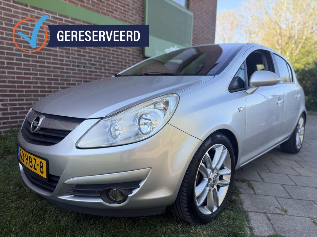 Opel Corsa 1.4-16V Cosmo*2008*Cruise|Airco|Lmv|T-haak|Nap, 1063 kg, Gebruikt, Zwart, 4 cilinders