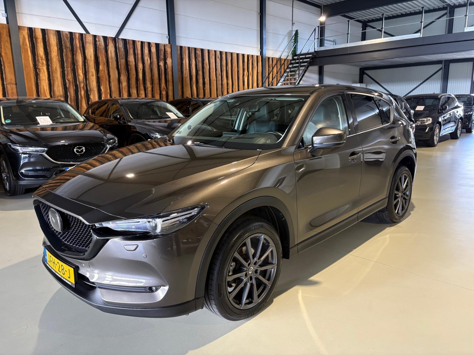 Foto 3 van Mazda CX-5 2.5 SkyActiv-G 194 GT-M 4WD leder adaptive cruise