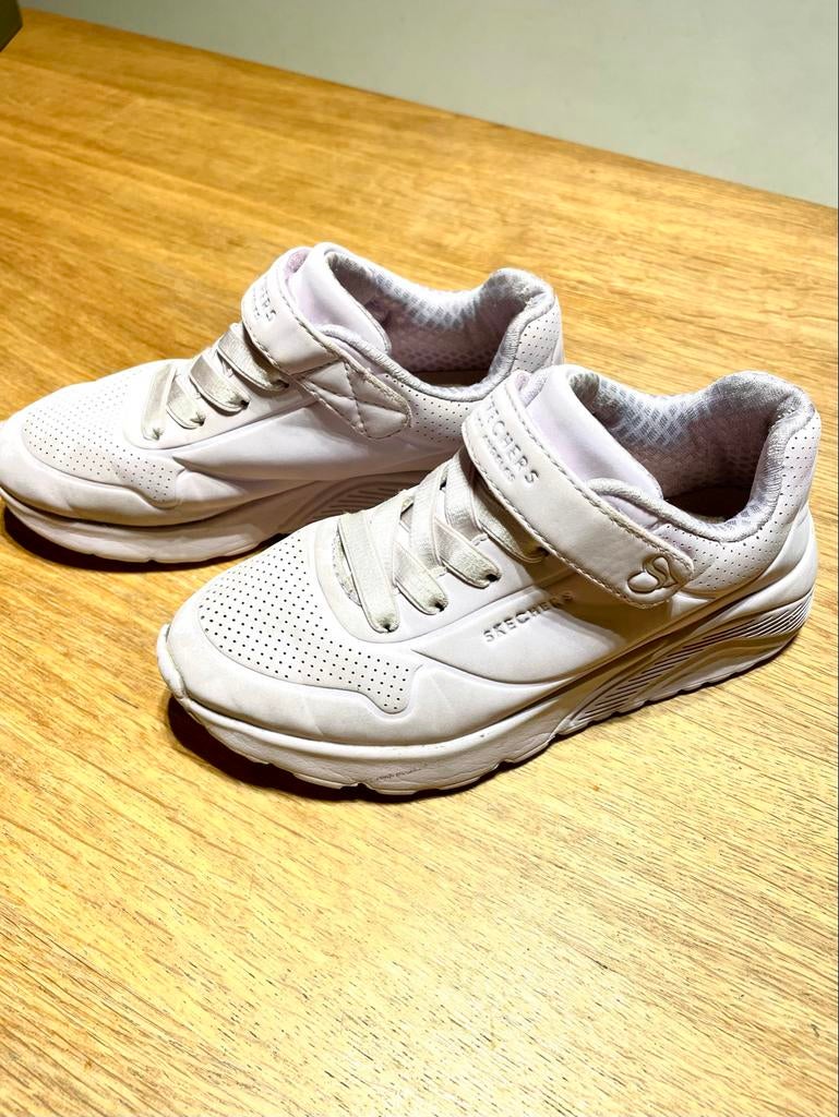 Skechers lila sneakers maat 31, Meisje, Schoenen, Ophalen of Verzenden, Zo goed als nieuw