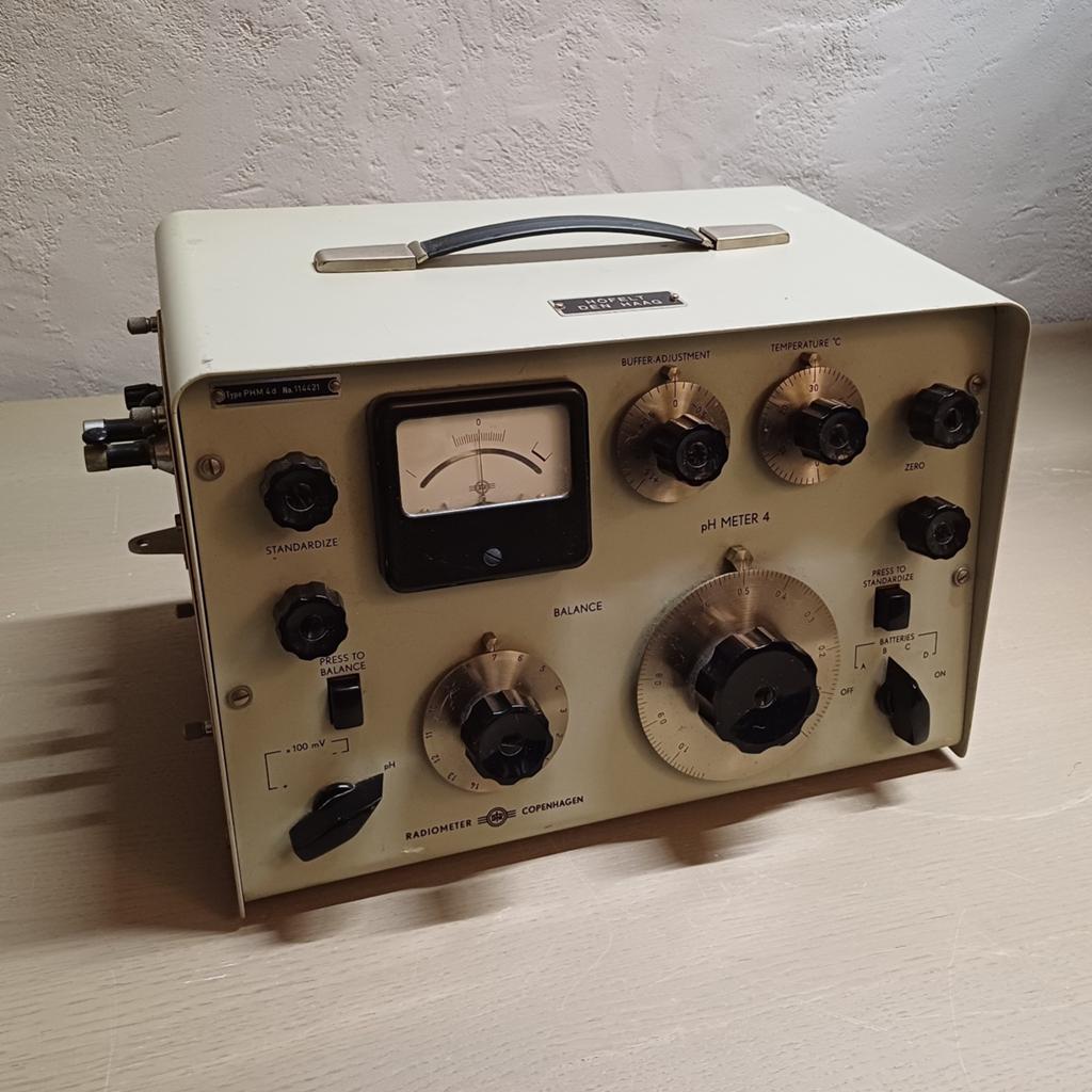 VINTAGE LABORATORIUM MEETINSTRUMENT, Ophalen