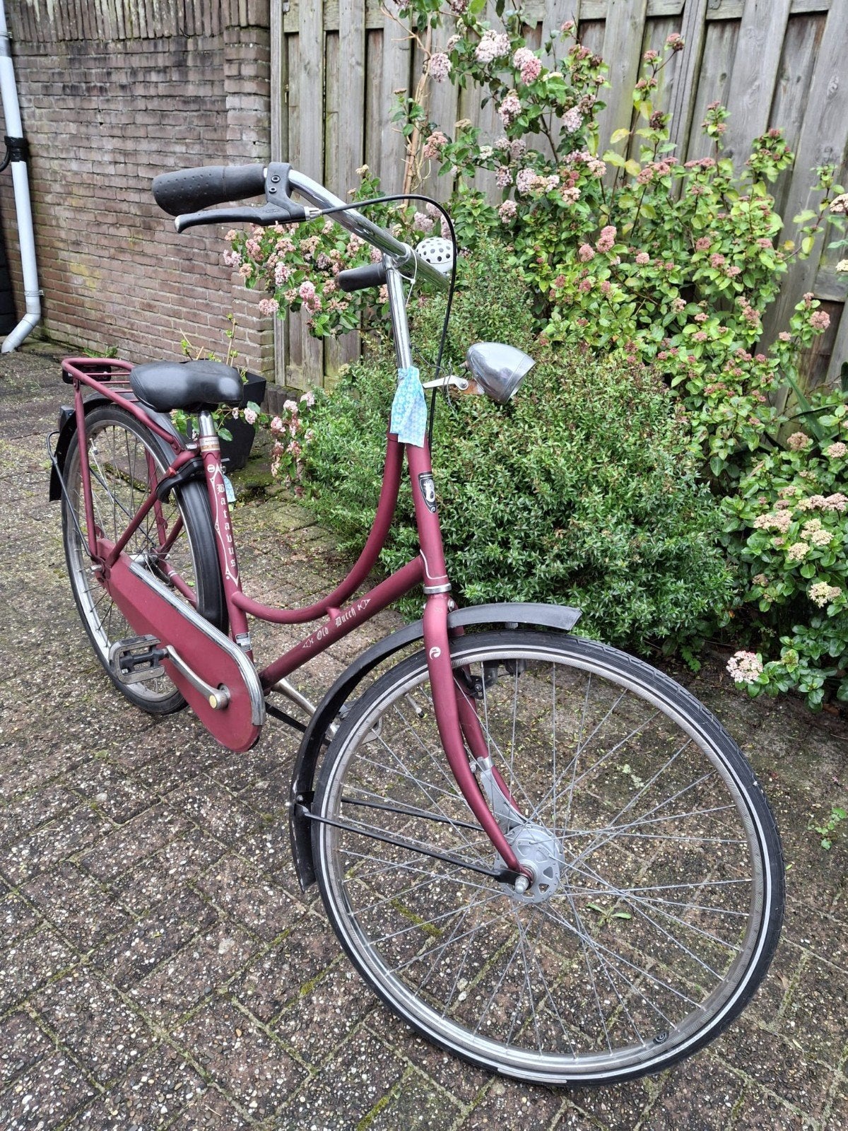 Batavus fiets met voorrem en terugtraprem, Fietsen en Brommers, Fietsen | Dames | Damesfietsen, Ophalen, Terugtraprem, Batavus