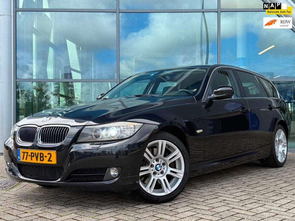 BMW 3-serie Touring 325d M Sport / Harman Kardon / Trekhaak!, Auto's, BMW, Automaat, Euro 5, Achterwielaandrijving, 2993 cc