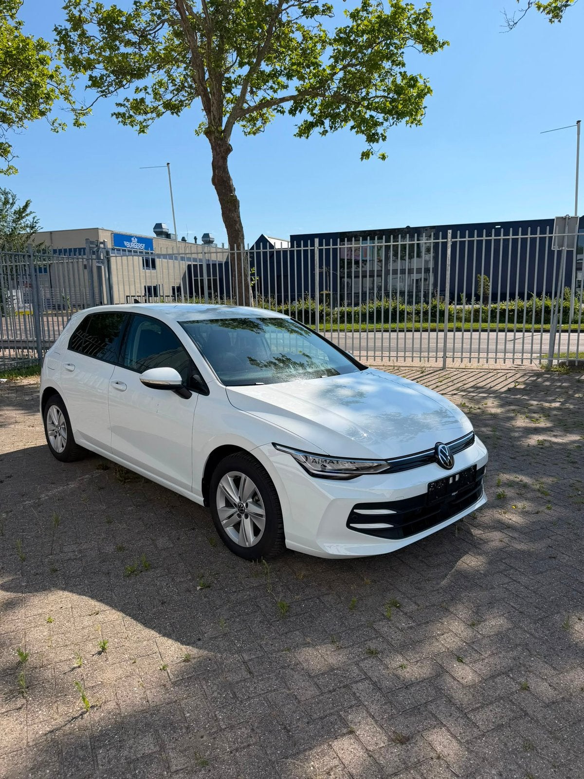 Volkswagen Golf 8.5, Wit, Sedan, Te koop, Handgeschakeld