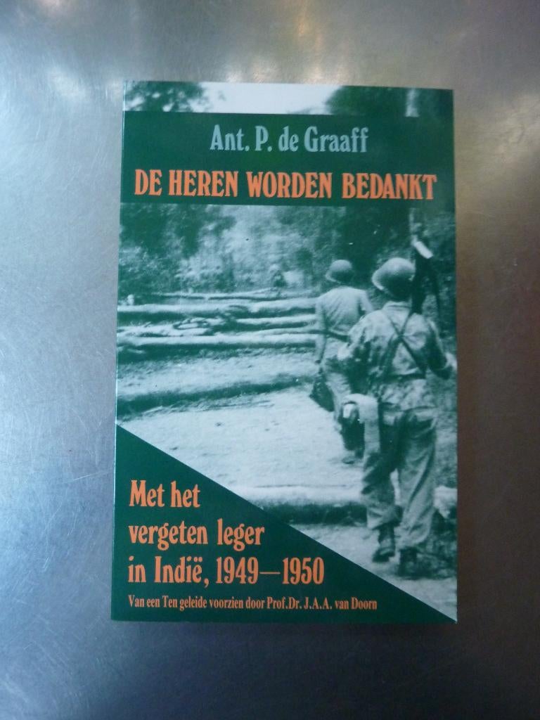 De Heren Worden Bedankt - A. P. De Graaff, Boeken, Ophalen of Verzenden, 1945 tot heden, Zo goed als nieuw, Algemeen