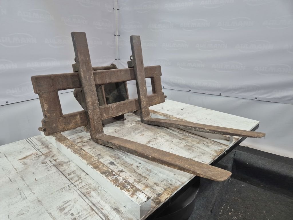 Palletvorkinstallatie 8MCR MS50S, Zakelijke goederen, Overige aandrijving, Voorzetapparatuur