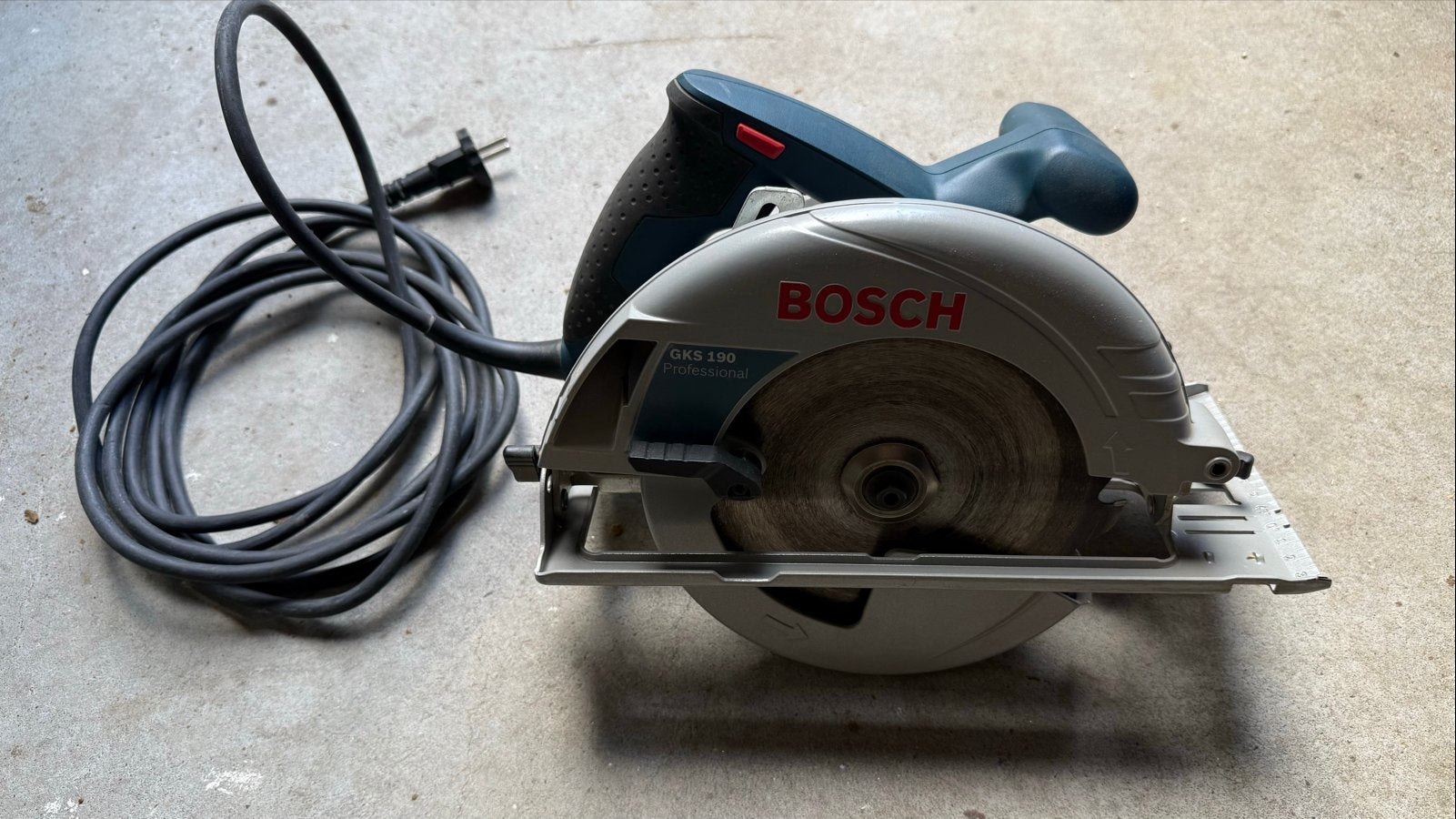 Bosch Professional GKS 190 Cirkelzaag, Cirkelzaag, 70 mm of meer, Ophalen of Verzenden, Zo goed als nieuw