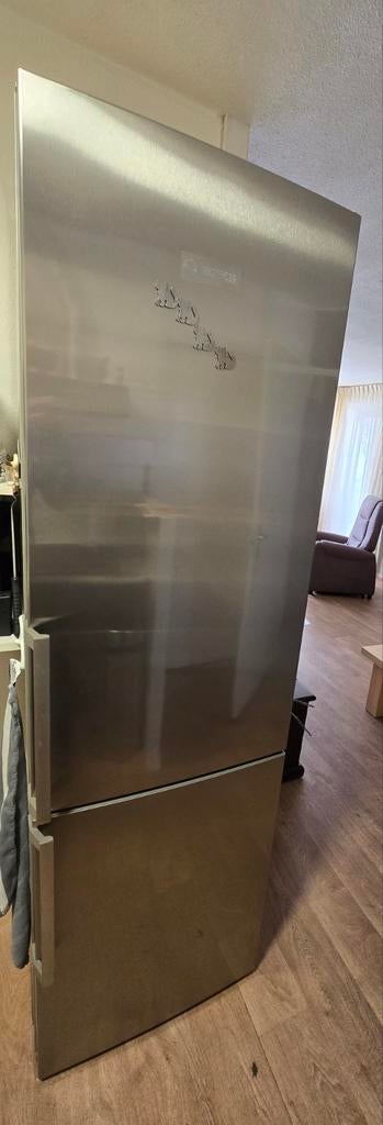 Zo goed als nieuwe Bosch koelvriescombinatie, Ophalen, 200 liter of meer, 60 cm of meer, 160 cm of meer