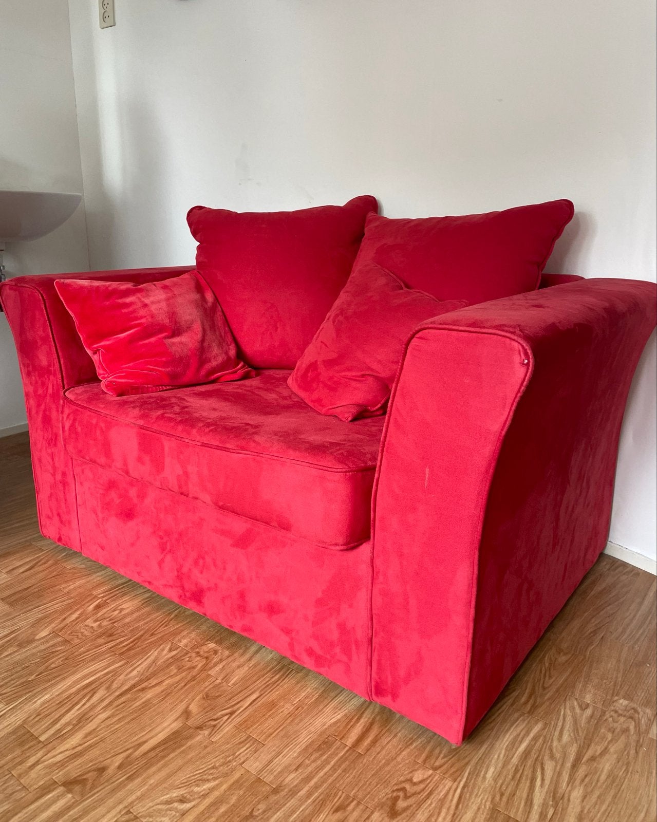 Bank rood - loveseat, Huis en Inrichting, Banken | Sofa's en Chaises Longues, Ophalen, Gebruikt, 150 tot 200 cm, Tweepersoons