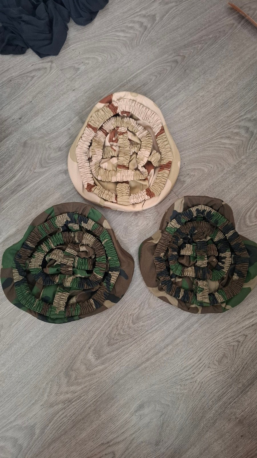 KL M95 helmcovers, Ophalen of Verzenden, Landmacht, Nederland, Helm of Baret