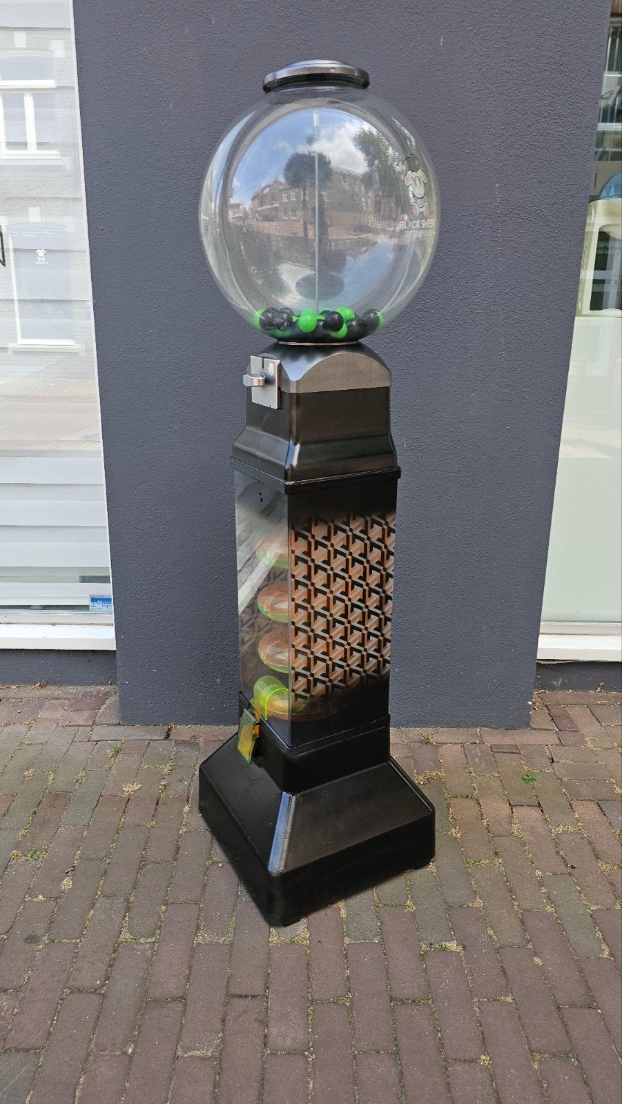 Capsule automaat op 50 cent met sleutels en lege capsules, Verzamelen, Ophalen