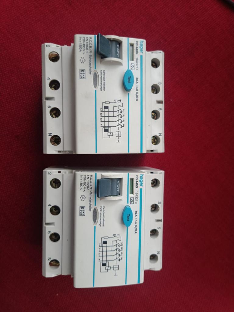Hager CD 440G aardlekschakelaar 40A 0.03A, Ophalen of Verzenden, Gebruikt, Schakelaar