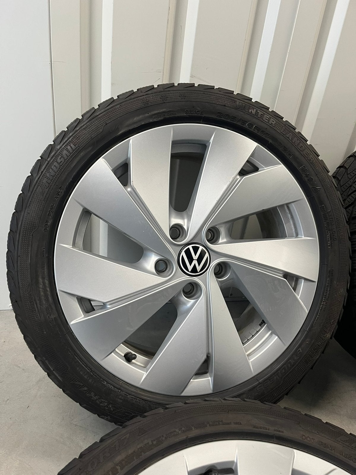 Volkswagen Belmont orgineel 205 50 17 winter 5x112, Auto-onderdelen, Ophalen, Gebruikt, Banden en Velgen, 17 inch