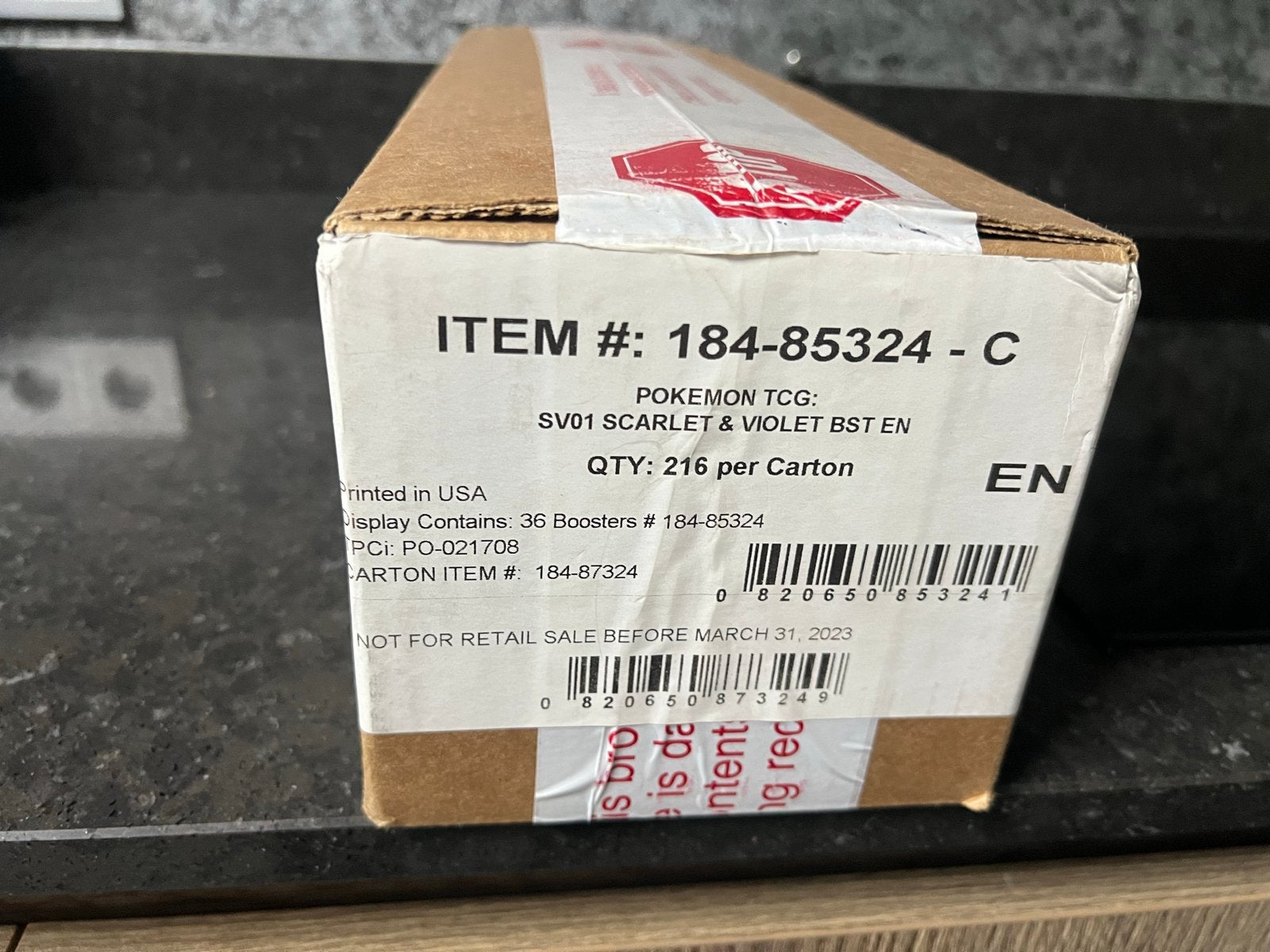 Pokémon Scarlet & Violet Base Boosterbox Case - Eerste Print, Verzamelen, Speelgoed, Ophalen of Verzenden, Nieuw