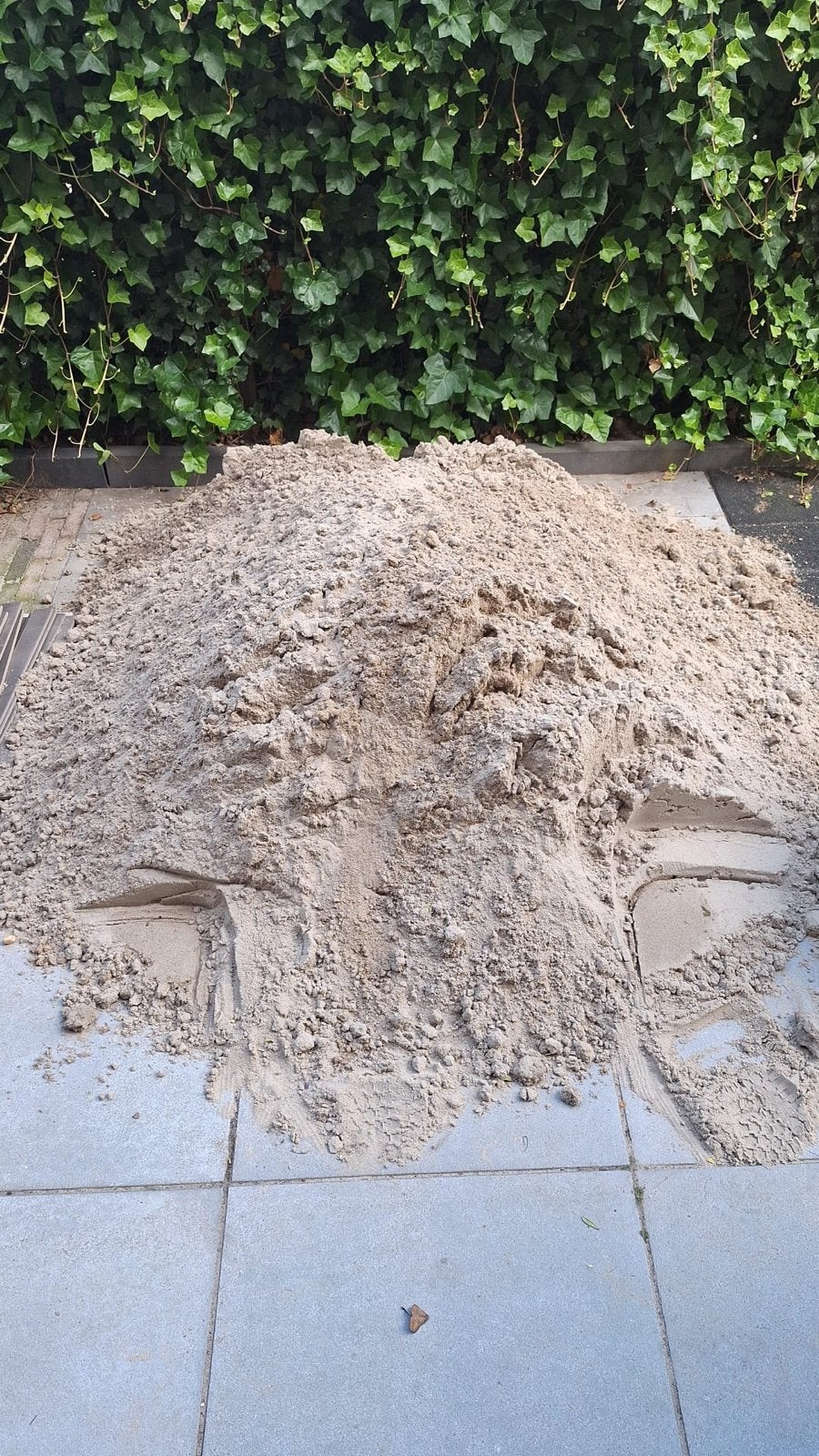 GRATIS Wit ophoogzand - Ideaal voor uw tuinprojecten, Tuin en Terras, Zand, Ophalen, Zo goed als nieuw, Ophoogzand