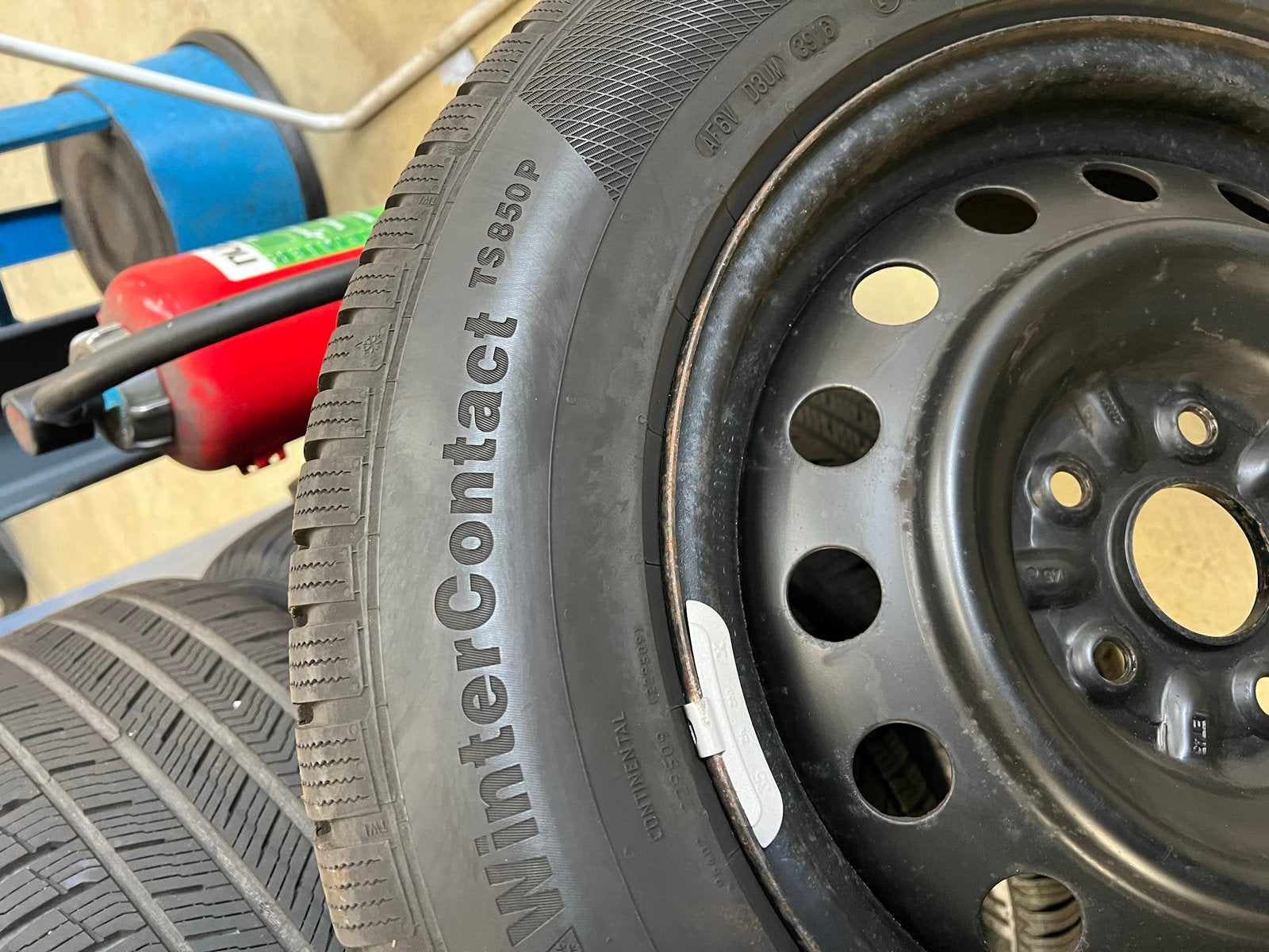 Continental WinterContact TS850P set Toyota Yaris Grosse, 16 inch, Banden en Velgen, Personenwagen, Gebruikt