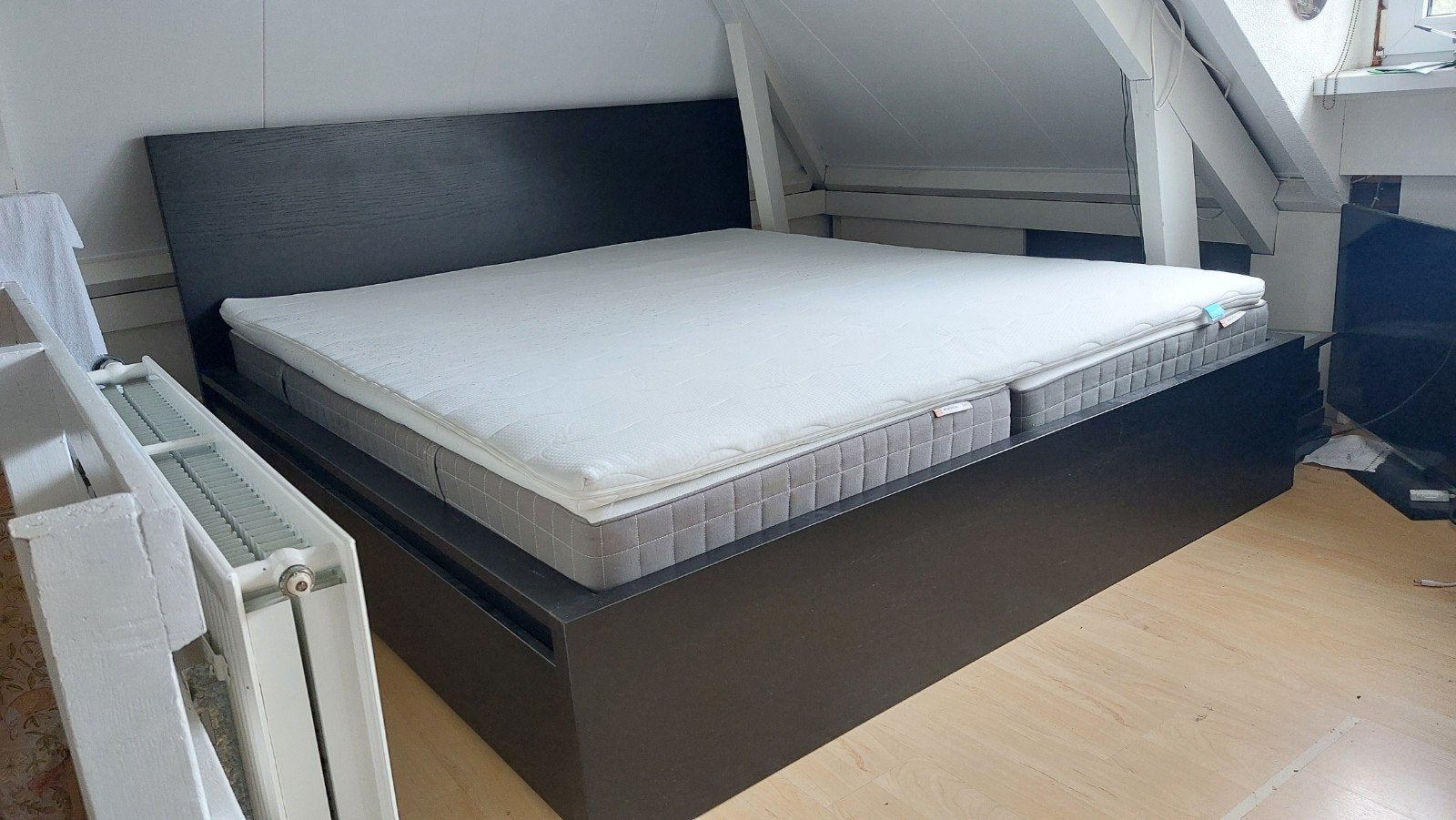 Ikea Malm bed 180x200 met lades, lattenbodem en matrassen, Ophalen, Gebruikt, Zwart, Tweepersoons
