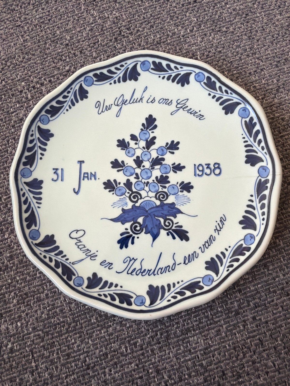 Delfts Blauw Herdenkingsbord Juliana 1938, Ophalen