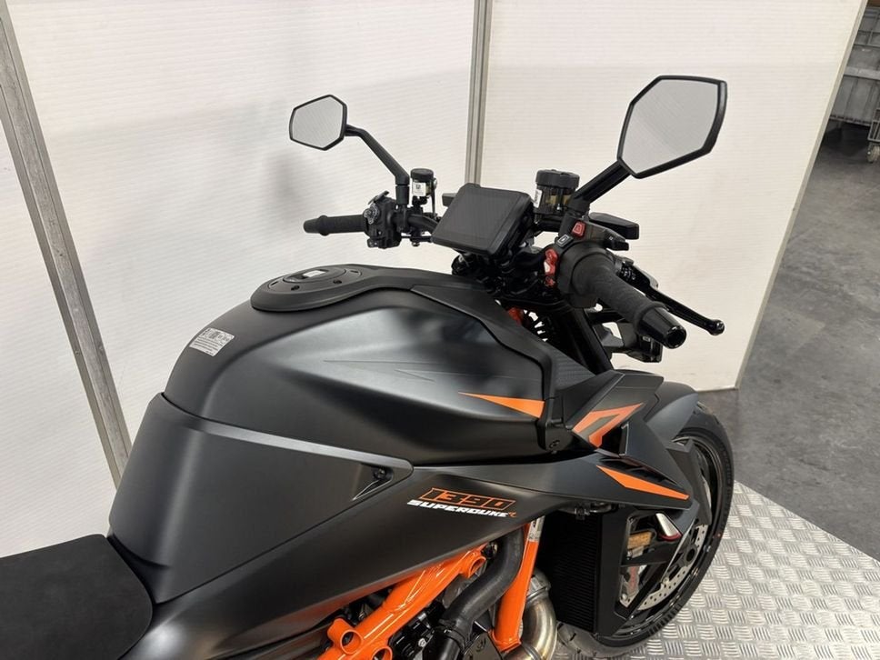 KTM 1390 SUPER DUKE R (bj 2026), 2 cilinders, KTM, Bedrijf, Onbekend
