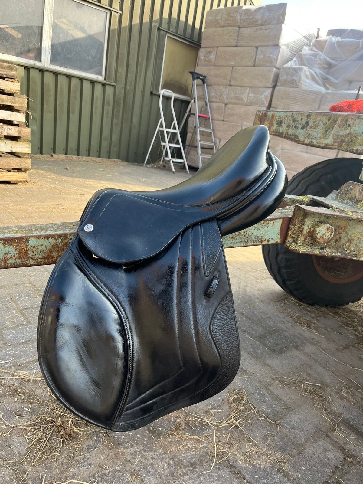 CWD springzadel 17”, M (17 inch), Ophalen of Verzenden, Middel, Middeldiepe zit
