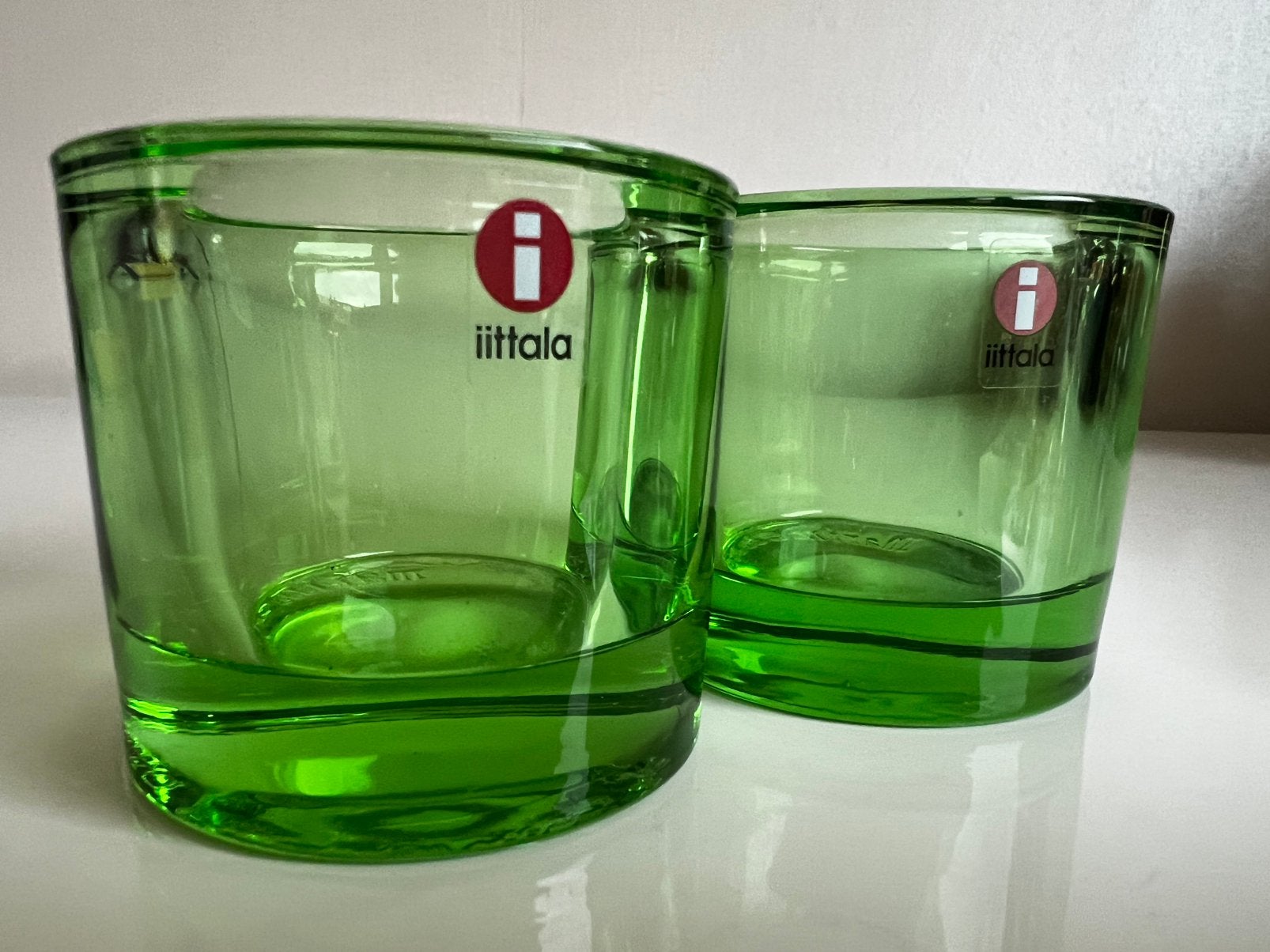 Set 2 Iittala KIVI Marimekko Waxinelichthouder~Appelgroen, Overige typen, Ophalen of Verzenden, Iittala, Glas