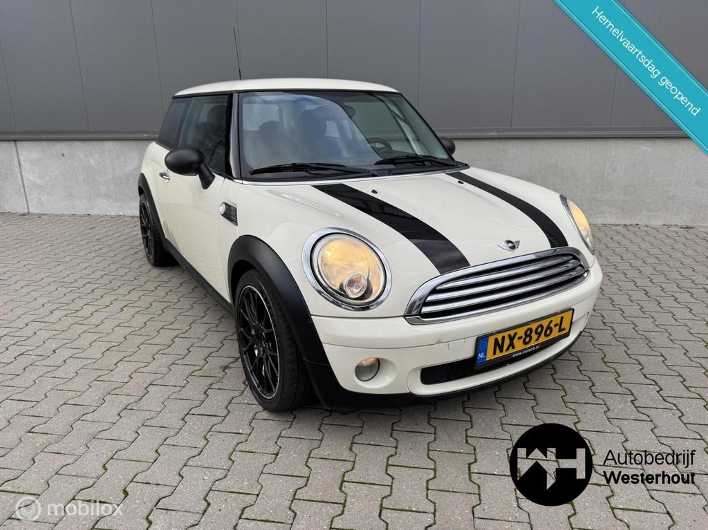 Mini Mini 1.4 One Anniversary MK II Airco Cruisecontrol, Voorwielaandrijving, Gebruikt, 4 stoelen, Bedrijf