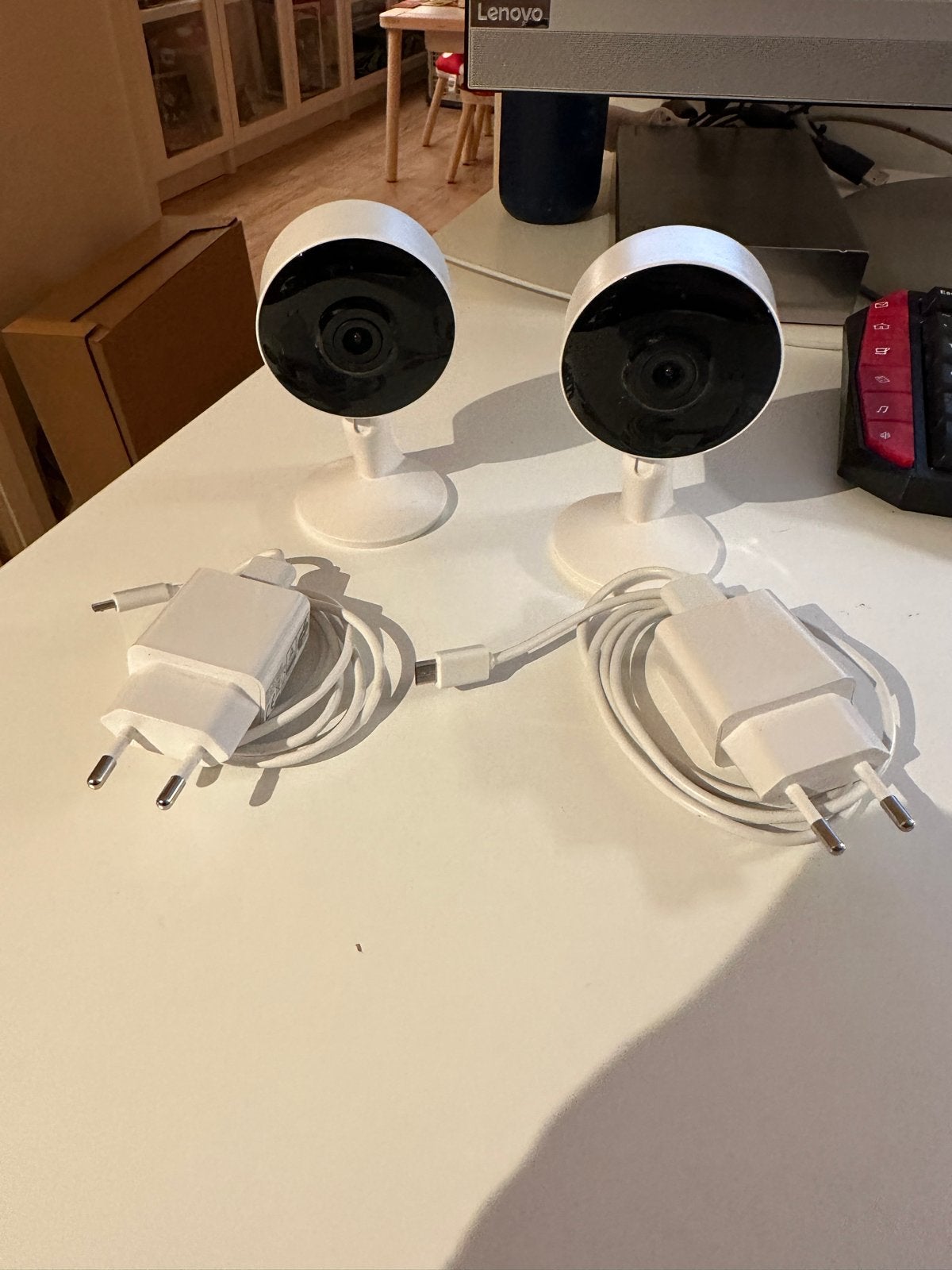 2x LSC Smart Connect Binnencamera's - Zo goed als nieuw, Audio, Tv en Foto, Videobewaking, Ophalen of Verzenden, Zo goed als nieuw