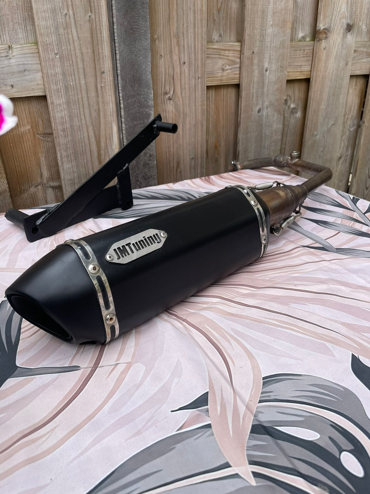 Jm tuning uitlaat, Verzenden