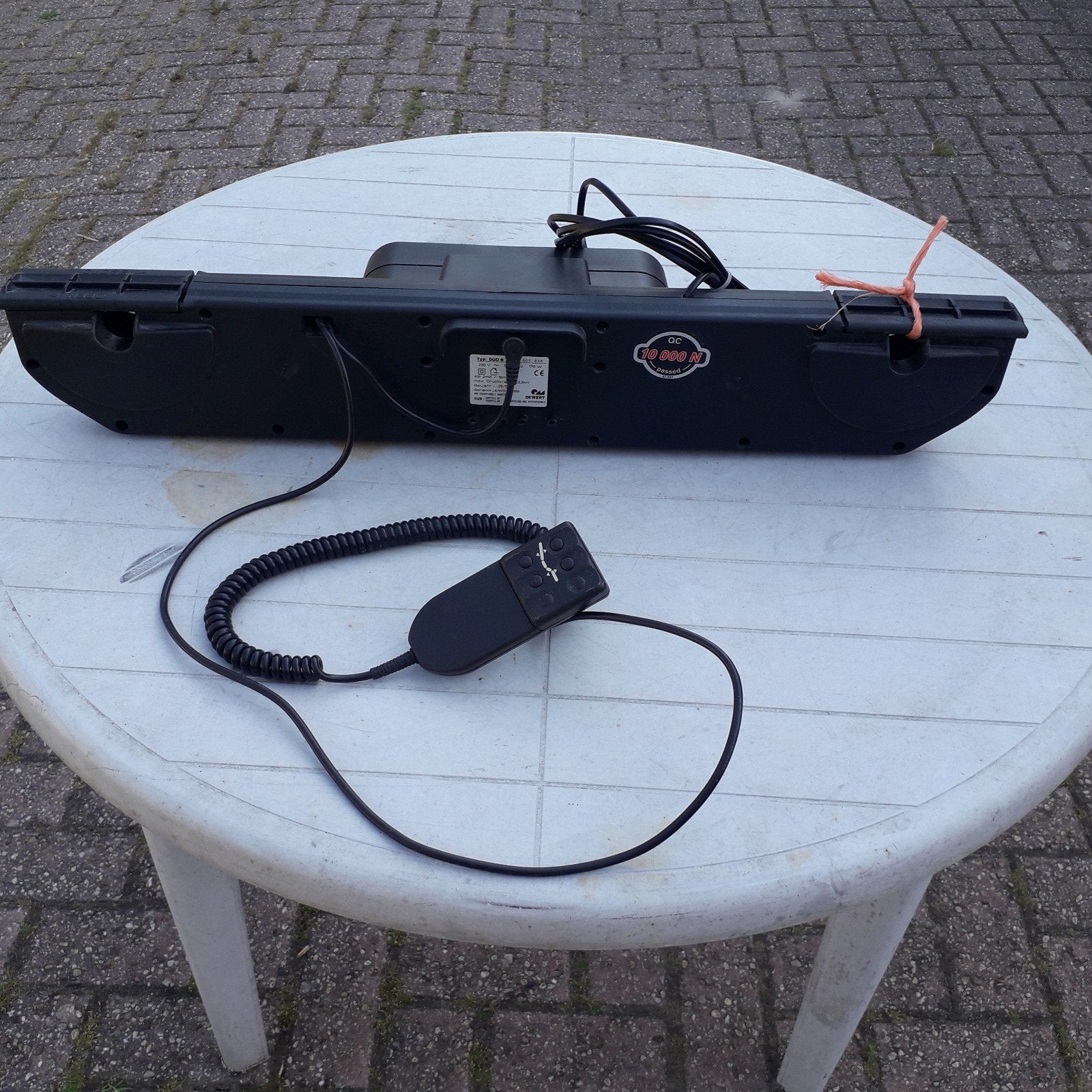 Bedmotoren DEWERT type 007.005.838 met afstandsbediening, Ophalen, Overige materialen, Eenpersoons, Zwart